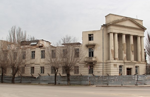 Иллюминация, встречающая волжан и гостей города