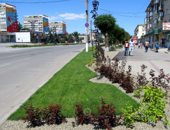 В Волжском продолжается благоустройство улиц и общественных пространств